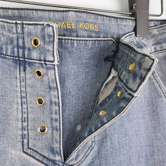 MICHAEL KORS Light Vintage Wash Super Flare Low Rise Lace Up Jeans Size: 2 - Picture 4 of 7